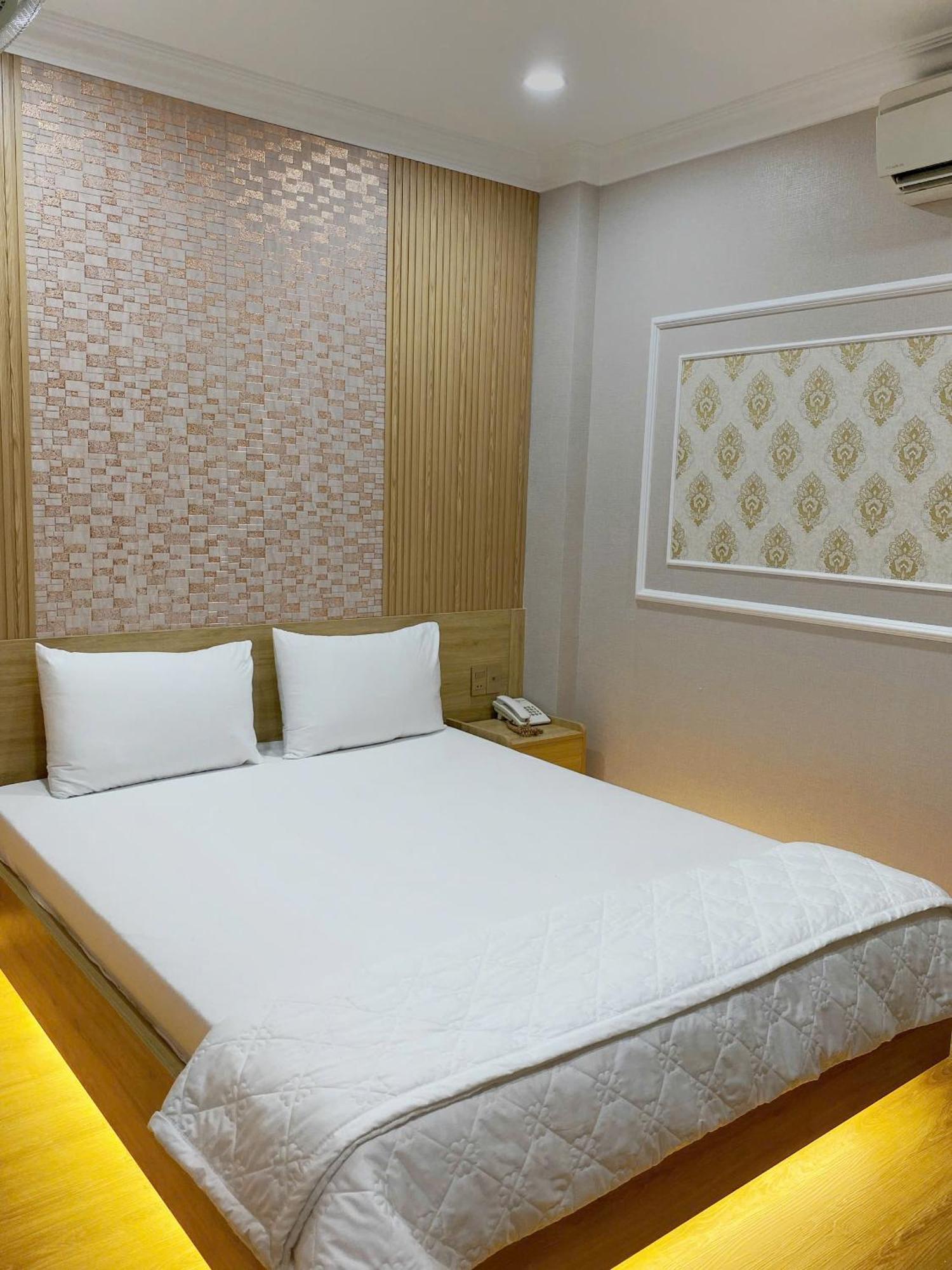 Thanh Binh Premium Hotel Хошимин Экстерьер фото